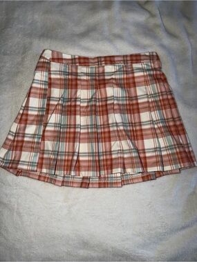 Girl’s Cat & Jack Rust and White Plaid Pleated Skirt